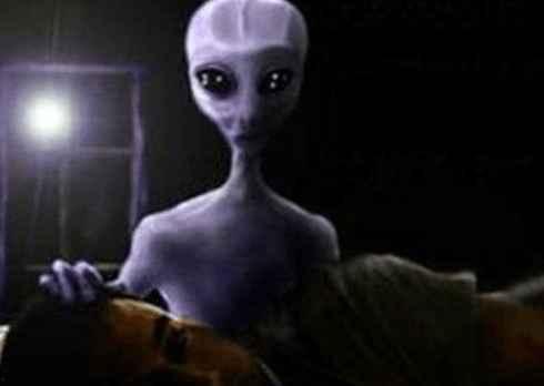 爆料外星人直播视频在线观看,独家直播视频带你直击神秘宇宙来客 第1张 爆料外星人直播视频在线观看,独家直播视频带你直击神秘宇宙来客 第1张